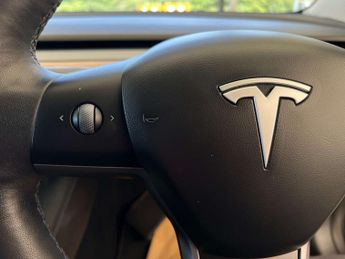 TESLA MODEL 3 Model 3 RWD 4dr