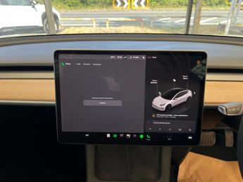 TESLA MODEL 3 Model 3 RWD 4dr