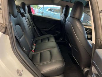 TESLA MODEL 3 Model 3 RWD 4dr