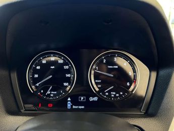 BMW 1 SERIES 2.0 118d SE Auto 5dr