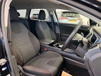 FORD MONDEO 2.0 Mondeo ST-Line X Auto 5dr