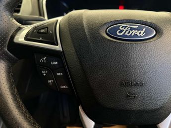 FORD MONDEO 2.0 Mondeo ST-Line X Auto 5dr