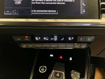 AUDI Q4 E-TRON Q4 e-tron S Line 40 5dr