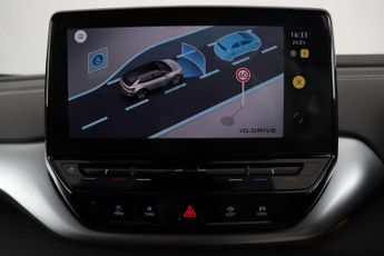 Volkswagen ID.4 Pro 77kWh Life SUV 5dr Electric Auto (174 ps)