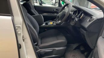 PEUGEOT 3008 1.6 e-HDi Active SUV 5dr Diesel EGC Euro 5 (s/s) (115 ps)