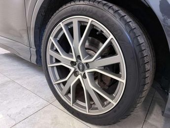 Audi Q3 2.0 Q3 Vorsprung 40 TFSI Quattro Semi-Auto 4WD 5dr