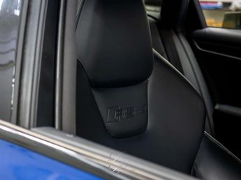 AUDI RS 4 4.2 RS 4 FSI Quattro Auto 4WD 5dr