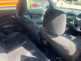 Nissan Juke 1.6 Juke N-Connecta CVT 5dr