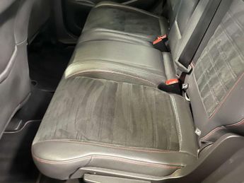 FORD KUGA 1.5 Kuga ST-Line Edition 4x4 Auto 4WD 5dr