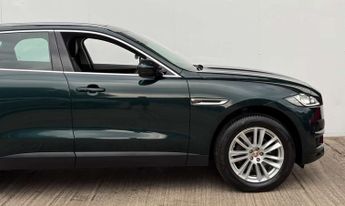 Jaguar F-PACE 2.0 F-PACE Portfolio AWD i Auto 4WD 5dr