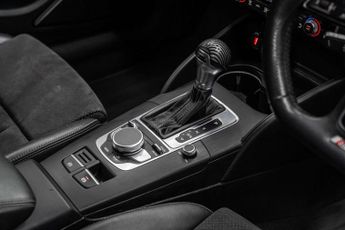 AUDI A3 2.0 A3 Black Edition TDI Quattro Semi-Auto 4WD 4dr