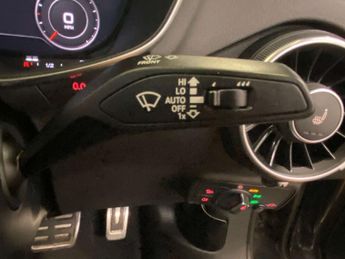 AUDI TT 2.0 TT Black Edition TFSI Quattro Semi-Auto 4WD 3dr