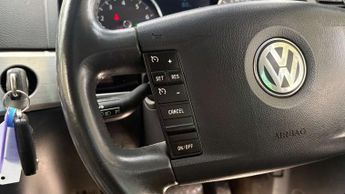 VOLKSWAGEN TOUAREG 3.6 V6 Altitude SUV 5dr Petrol Automatic (317 g/km, 276 bhp)