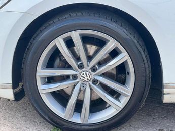 VOLKSWAGEN PASSAT 2.0 Passat GT TDI BlueMotion Technology Semi-Automatic 5dr *NATI