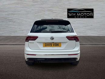 VOLKSWAGEN TIGUAN 1.5 Tiguan R-Line TSi Evo Semi-Auto 5dr