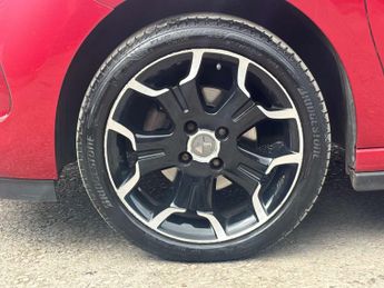 DS AUTOMOBILES DS 3 1.2 PureTech DStyle Hatchback 3dr Petrol Manual Euro 6 (82 ps)