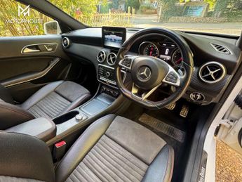 Mercedes A Class 2.1 A220d AMG Line (Premium Plus) Hatchback 5dr Diesel 7G-DCT Eu