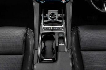 JAGUAR F-PACE 2.0 P250i Chequered Flag SUV 5dr Petrol Auto AWD Euro 6 (s/s) (2