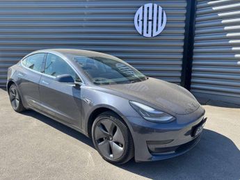 Tesla Model 3 Model 3 Standard Range + 4dr