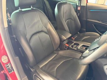 SEAT LEON 2.0 Leon Technology Xcellence TDI Semi-Auto 5dr