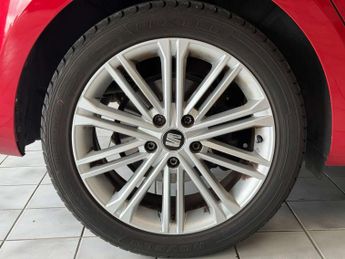 SEAT LEON 2.0 Leon Technology Xcellence TDI Semi-Auto 5dr