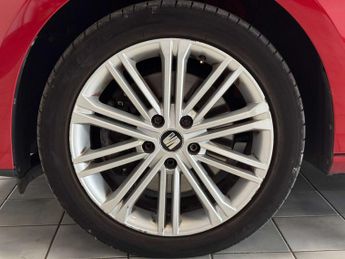 SEAT LEON 2.0 Leon Technology Xcellence TDI Semi-Auto 5dr