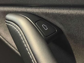TESLA MODEL Y ModeL Y Long Range AWD 4WD 5dr