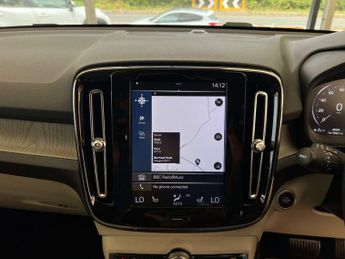 VOLVO XC40 2.0 XC40 Inscription Pro T4 Auto 5dr