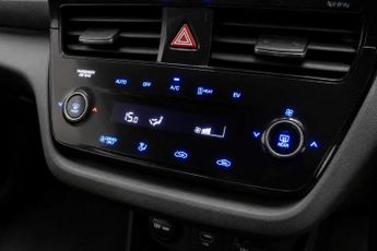 HYUNDAI IONIQ 38.3kWh Premium Hatchback 5dr Electric Auto (136 ps)