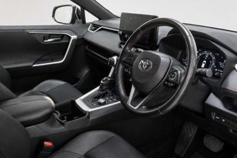 TOYOTA RAV4 2.5 VVT 18.1kWh Dynamic SUV 5dr Petrol Plug-in Hybrid CVT 4WD Eu