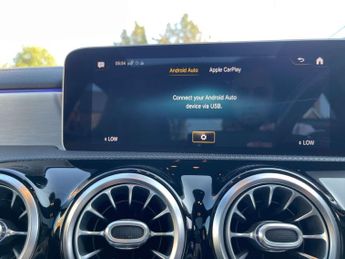 Mercedes-Benz A Class 2.0 A35 AMG (Premium Plus) Hatchback 5dr Petrol SpdS DCT 4MATIC 