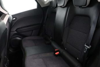 Renault Captur 1.6 E-TECH techno SUV 5dr Petrol Hybrid Auto Euro 6 (s/s) (145 p