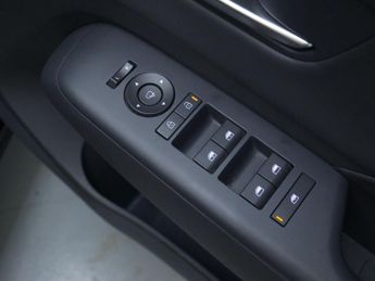 HYUNDAI KONA 65.4kWh Ultimate SUV 5dr Electric Auto (218 ps)