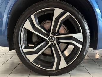 Volvo XC90 2.0 XC90 R-Design Pro B5 AWD Auto 4WD 5dr