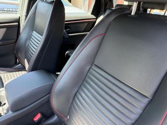 Land Rover DISCOVERY SPORT 1.5 Discovery Sport R-Dynamic S P300e Auto 4WD 5dr