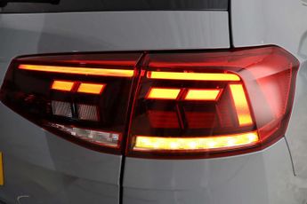Volkswagen Passat 1.5 TSI EVO SEL Estate 5dr Petrol DSG Euro 6 (s/s) (150 ps)