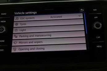 Volkswagen Tiguan 1.5 TSI Life SUV 5dr Petrol DSG Euro 6 (s/s) (150 ps)