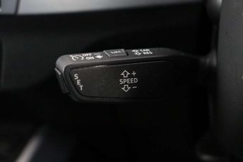 Audi Q2 1.5 TFSI CoD 35 S line SUV 5dr Petrol S Tronic Euro 6 (s/s) (150