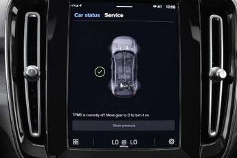 VOLVO C40 Recharge 69kWh Core SUV 5dr Electric Auto (231 ps)
