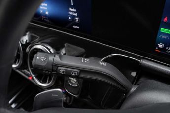 MERCEDES-BENZ GLA 1.3 GLA250e 15.6kWh Exclusive Edition SUV 5dr Petrol Plug-in Hyb