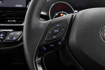 TOYOTA C-HR 1.8 VVT-h Excel SUV 5dr Petrol Hybrid CVT Euro 6 (s/s) (122 ps)