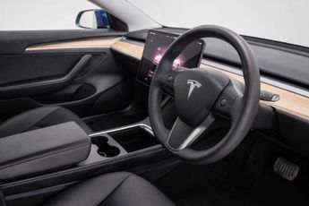 TESLA MODEL 3 Saloon 4dr Electric Auto RWD (241 bhp)