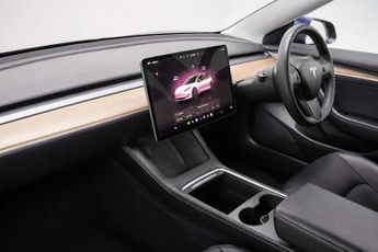 TESLA MODEL 3 Saloon 4dr Electric Auto RWD (241 bhp)