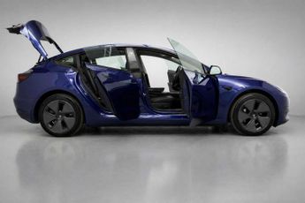TESLA MODEL 3 Saloon 4dr Electric Auto RWD (241 bhp)