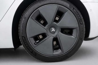 TESLA MODEL 3 (Dual Motor) Long Range Saloon 4dr Electric Auto 4WDE (346 ps)
