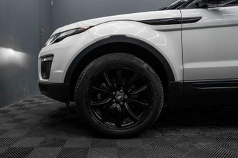LAND ROVER RANGE ROVER EVOQUE 2.0 Range Rover Evoque SE Tech TD4 Auto 4WD 5dr