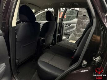 Nissan Qashqai 1.2 DIG-T Acenta SUV 5dr Petrol XTRON 2WD Euro 6 (s/s) (115 ps)