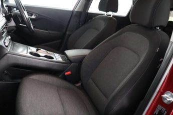 Hyundai KONA 39kWh Premium SUV 5dr Electric Auto (10.5kW Charger) (136 ps)