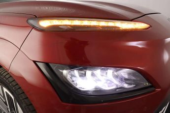 Hyundai KONA 39kWh Premium SUV 5dr Electric Auto (10.5kW Charger) (136 ps)