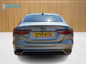 Jaguar XE 2.0 D180 R-Dynamic SE Saloon 4dr Diesel Auto Euro 6 (s/s) (180 p
